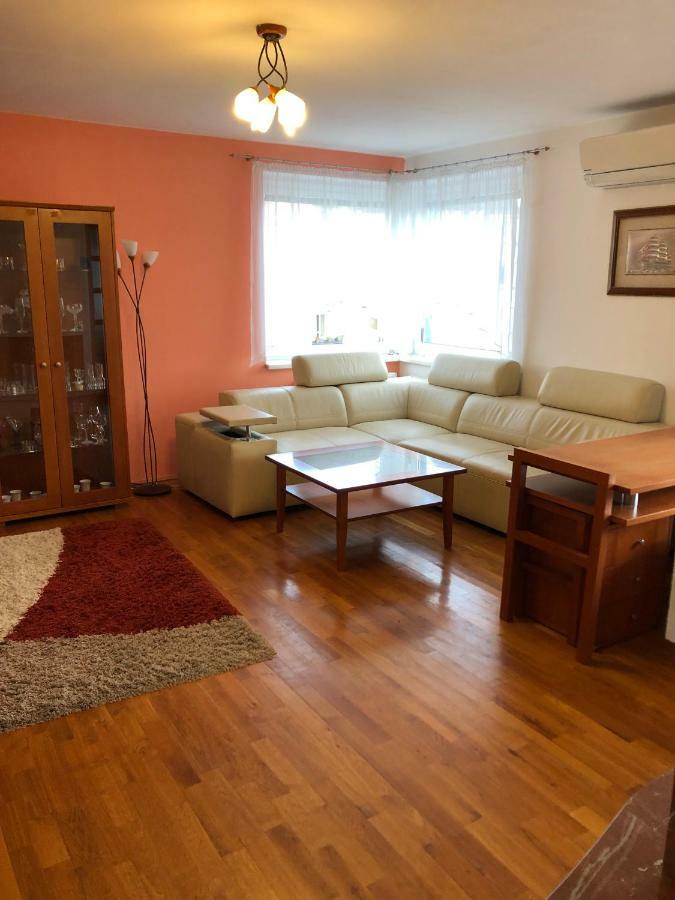 Apartment Tekelova 95M2 Prešov Exteriör bild